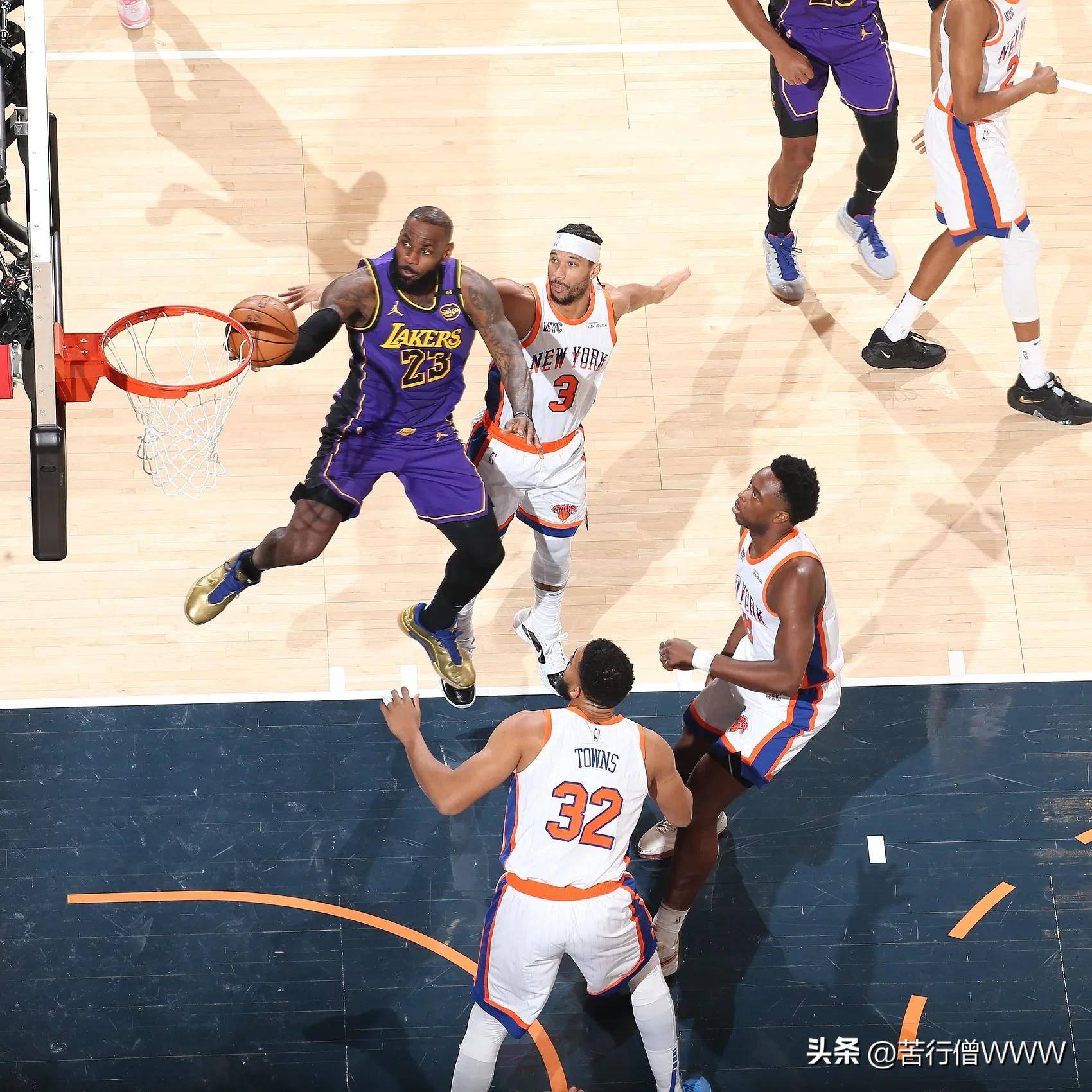 九游官方网站浓眉哥焦点对战，Faker与80激战C9分钟，出色发挥胜负难料！(浓眉哥打法)