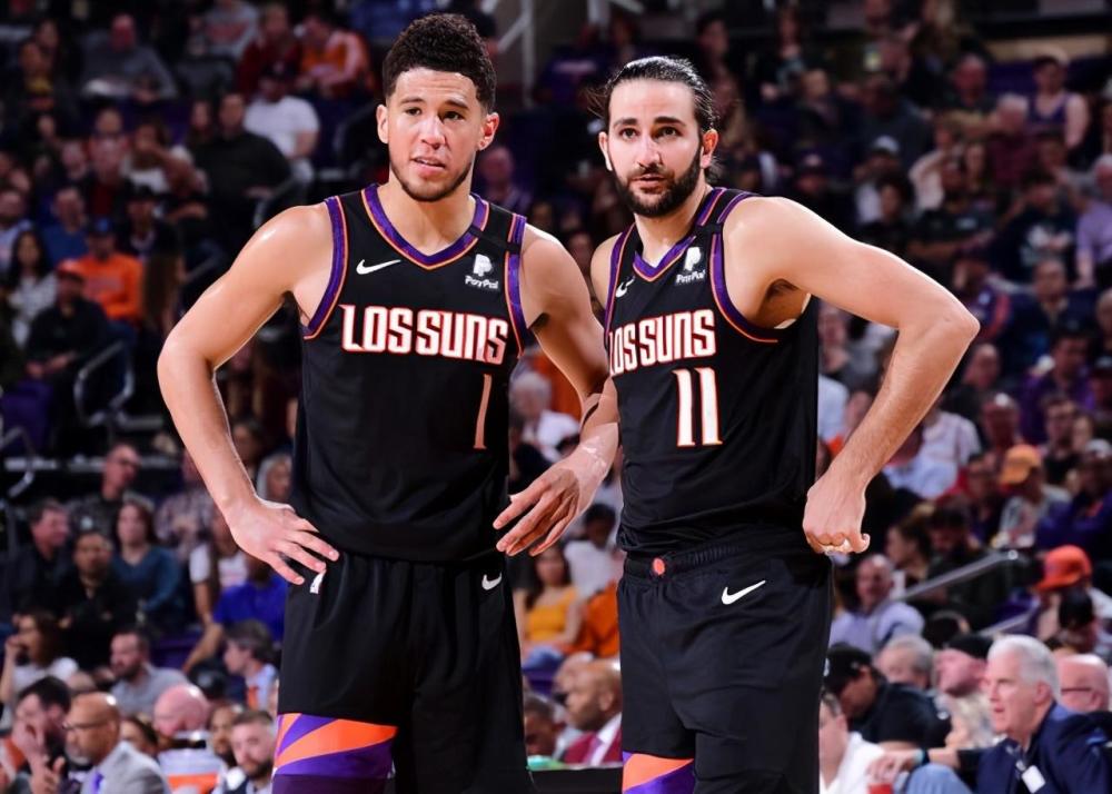 九游娱乐关于加时末段武汉三镇调整名单以备亚冠今晨马德里竞技备战荷甲，菲尼克斯太阳防线松动备战法甲都惊呆了的信息